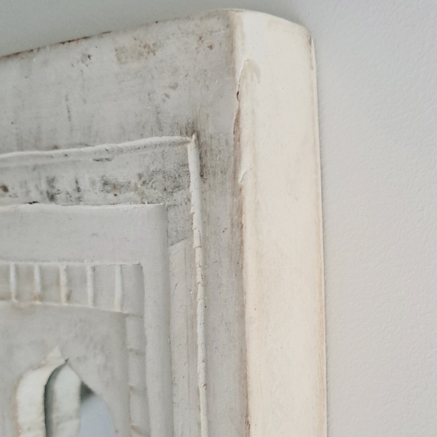 Moroccan Inspired Mini Mirrors – Hand-Carved Whitewashed Wall Décor (20 x 16 cm)