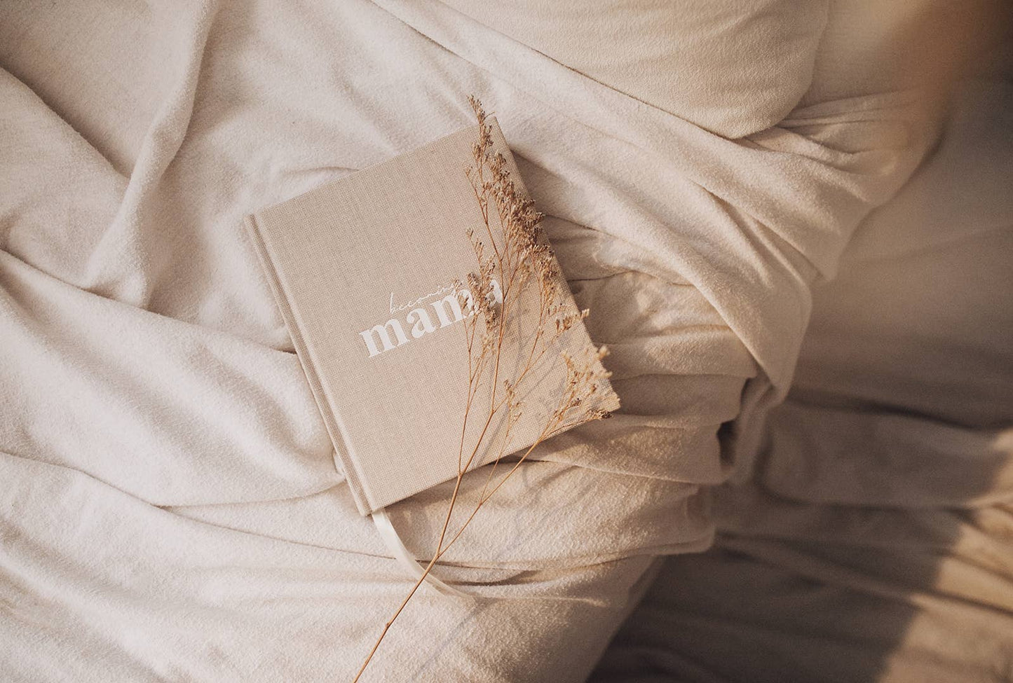Becoming MAMA – A Guided Pregnancy Journal & Keepsake for Expecting Mothers