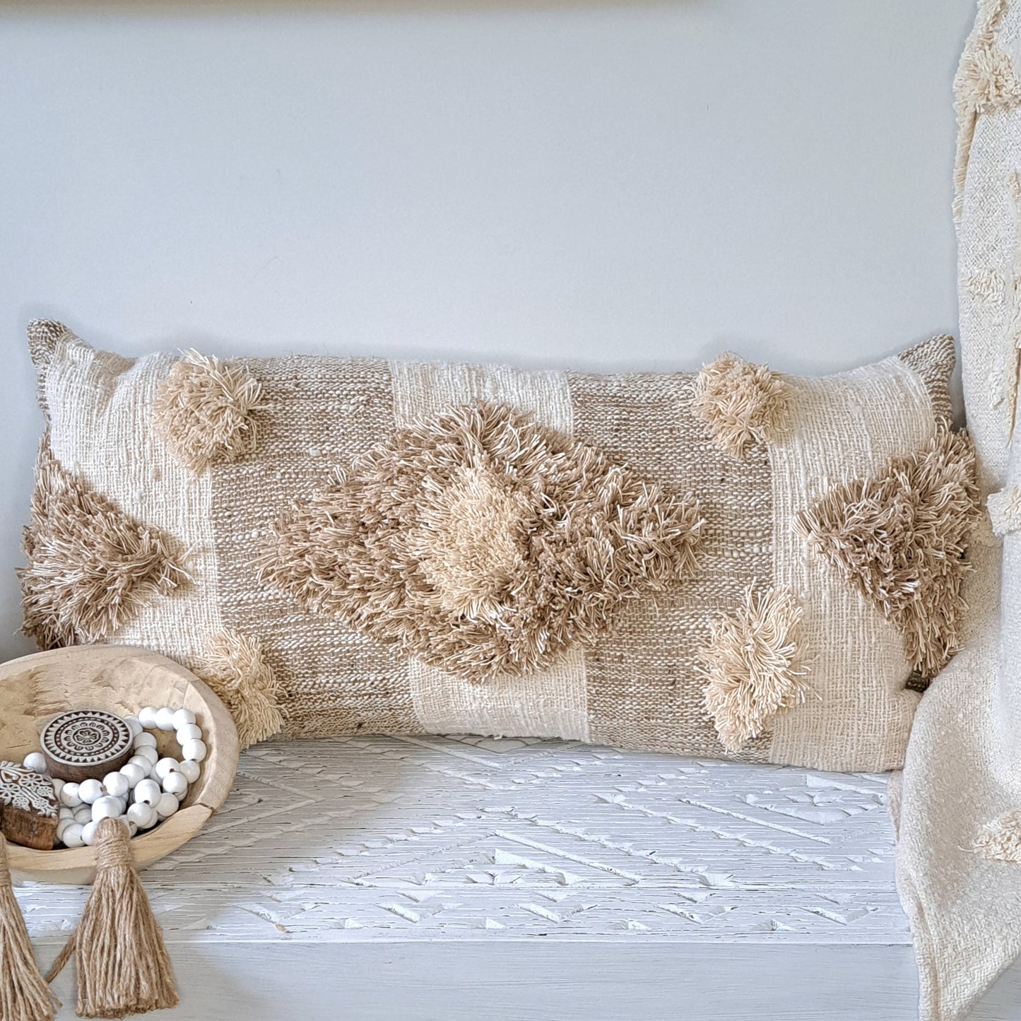 Amaya XL Lumbar Cushion