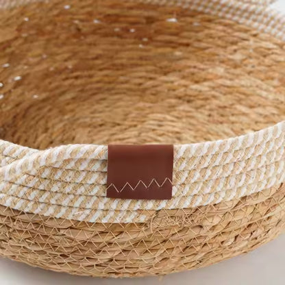 Whisker Haven - Cat-Shaped Woven Pet Bed